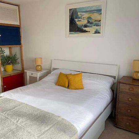 Stunning, Modern And Spacious House - Truro Eksteriør bilde
