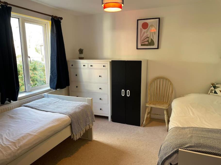 Stunning, Modern And Spacious House - Truro Eksteriør bilde